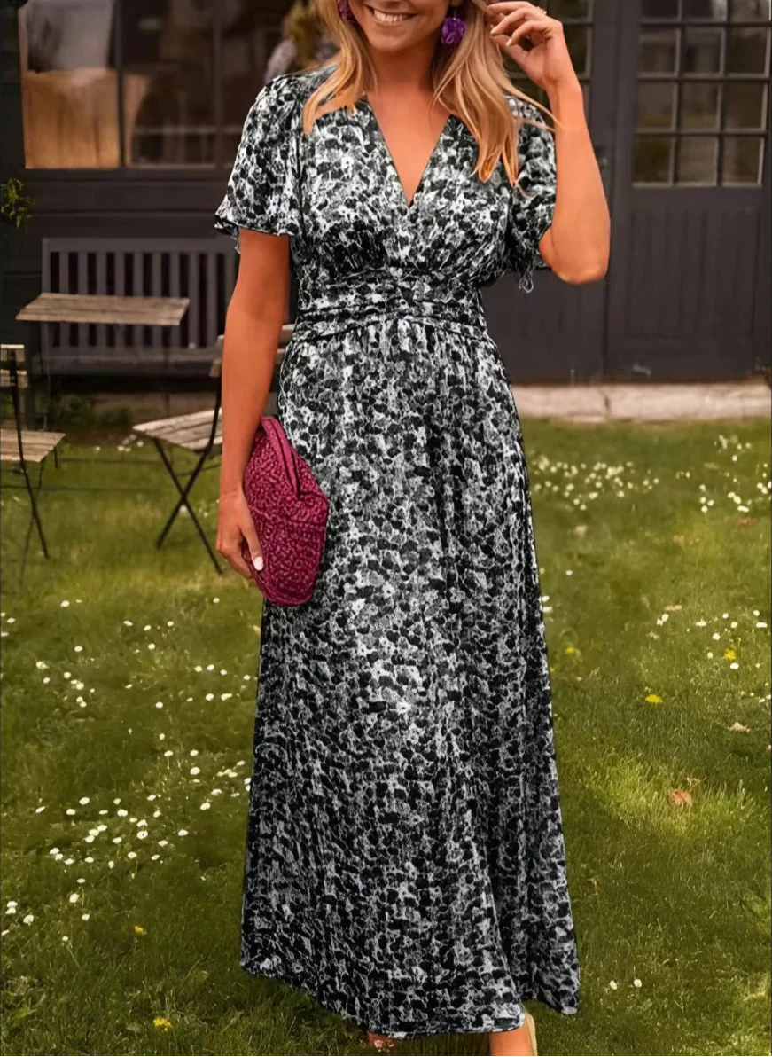 Long Women's Dress | Colorful Floral Print | Fitted Waist & Flowing Cut for Summer