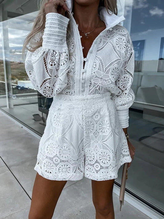 Two-Piece Set with Long Sleeve Blouse and High Waist Shorts for Women | Ideal for Spring and Summer