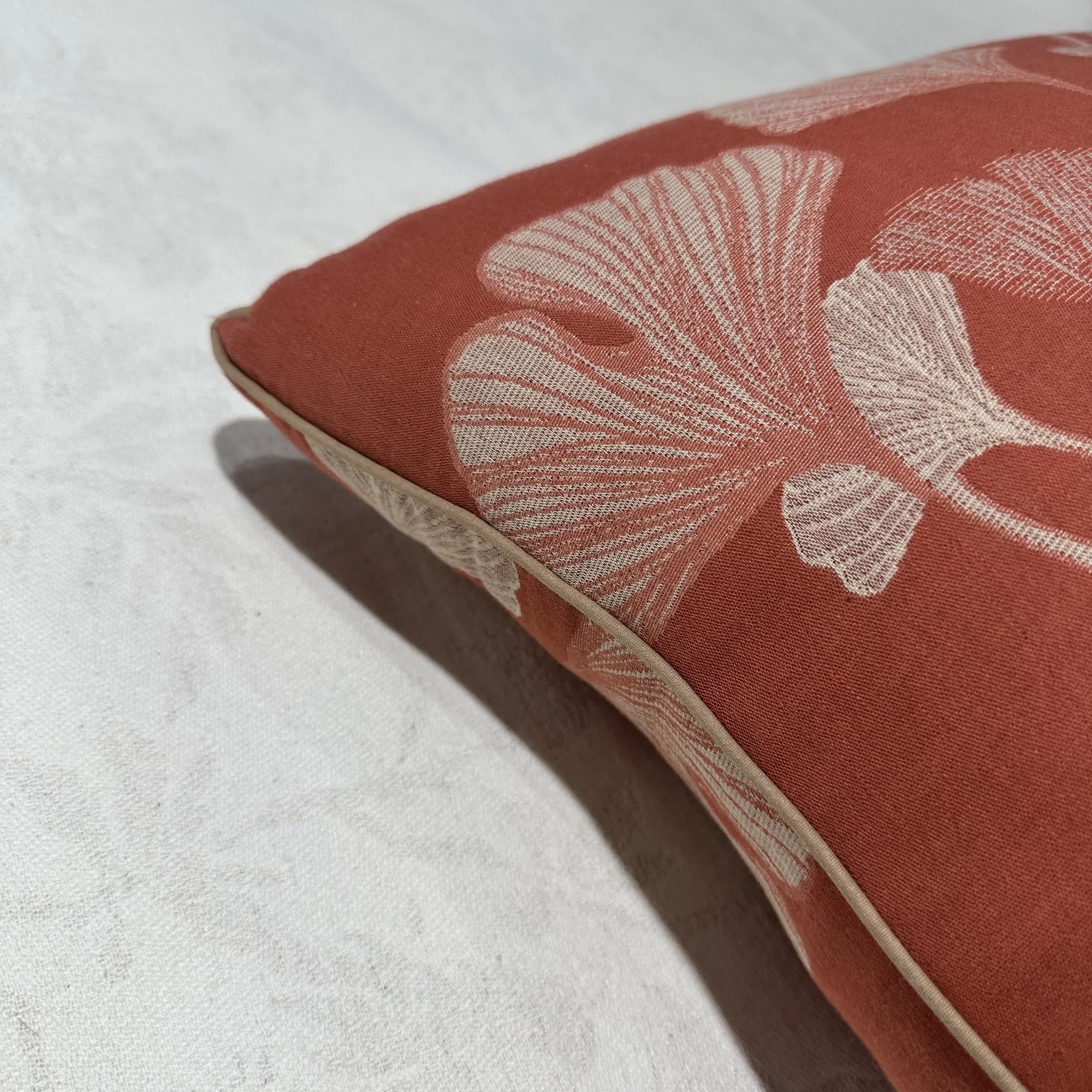 Rustic Ginkgo Leaf Accent Pillow | Decorative Throw Cushion with PP Cotton Insert | Soft Polyester Sofa Pillow | 45×45cm Home Décor