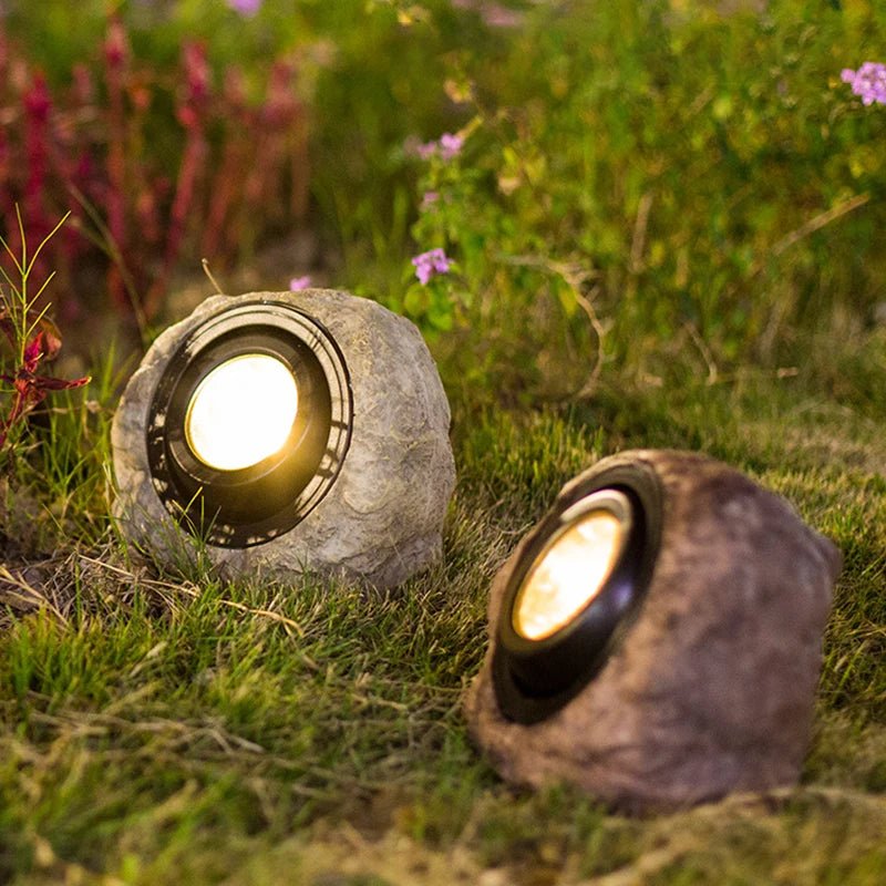 RockyLight | Solar-powered lamps in the shape of a stone