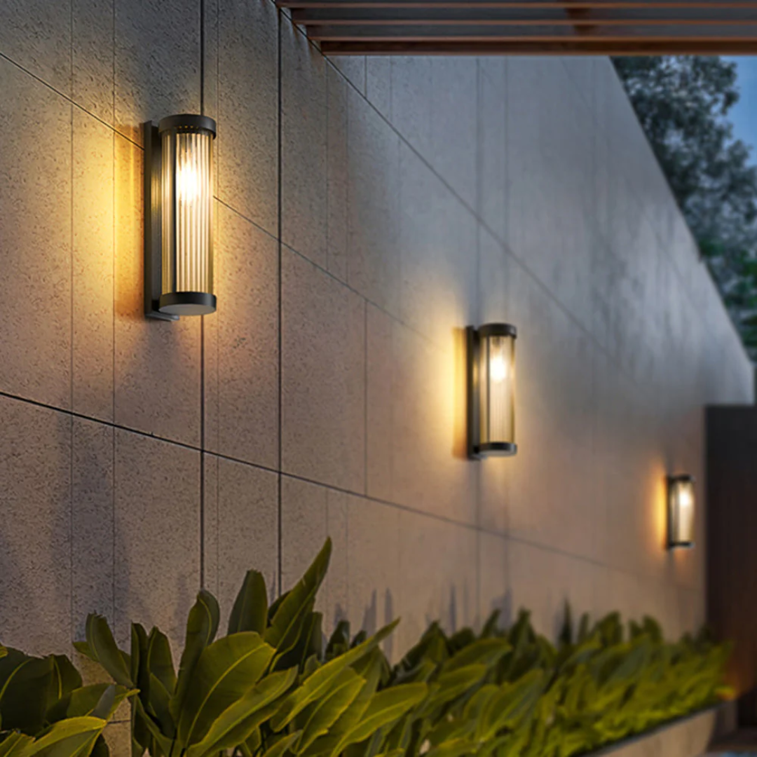 Modern LED Outdoor Wall Lamp for Facade & Garden | IP65 Waterproof Exterior Lighting | Energy-Efficient Outdoor Wall Light | E27 Modern Design