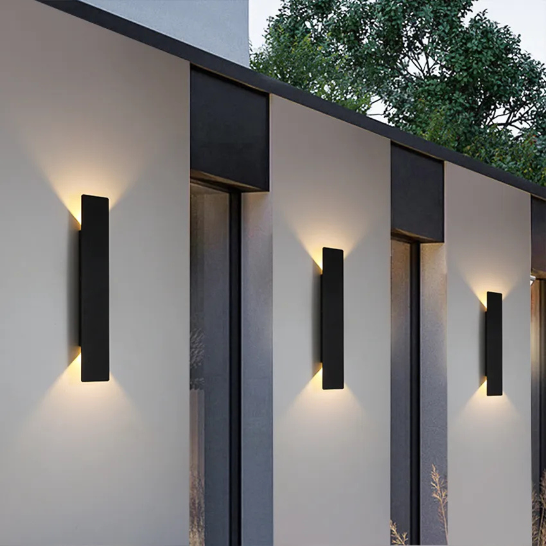Xyrov Weather-Resistant Aluminum Outdoor Wall Lamp | Modern LED Exterior Light | IP65