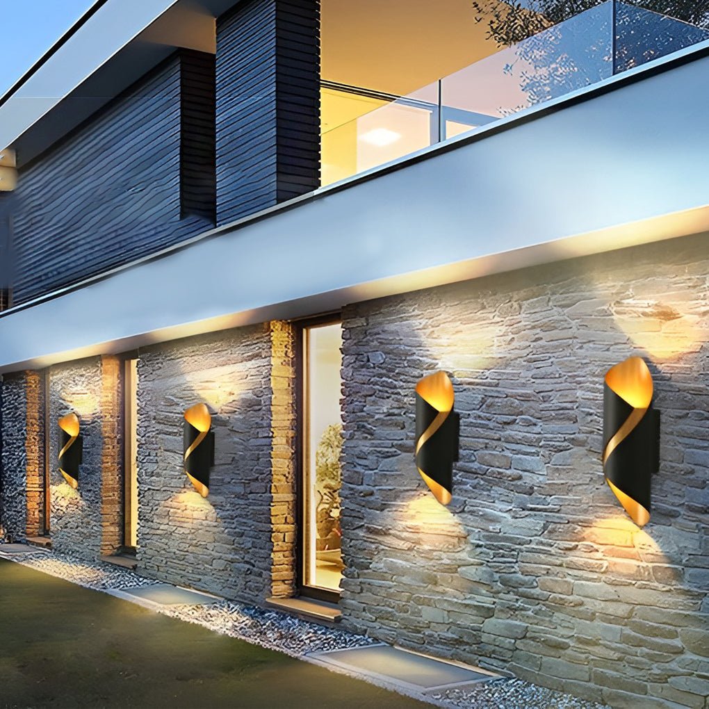 Modern Outdoor Wall Lamp | IP66 Waterproof LED Wall Light | Aluminum & Glass Exterior Lighting | 10W Garden & Facade Fixture