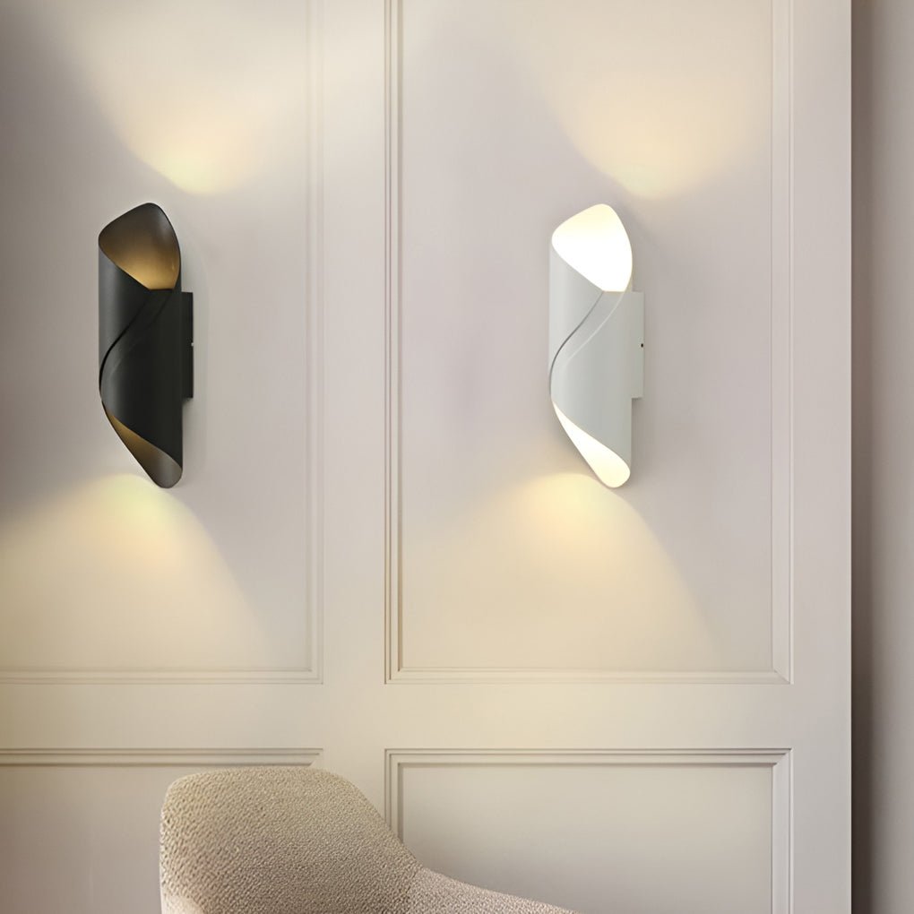 Modern Outdoor Wall Lamp | IP66 Waterproof LED Wall Light | Aluminum & Glass Exterior Lighting | 10W Garden & Facade Fixture