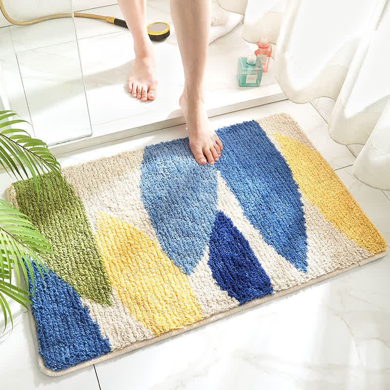 Green Leaf Print Non-Slip Bath Rug for Bathroom & Entryway | Soft Absorbent Floor Mat | Polyester Home Rug
