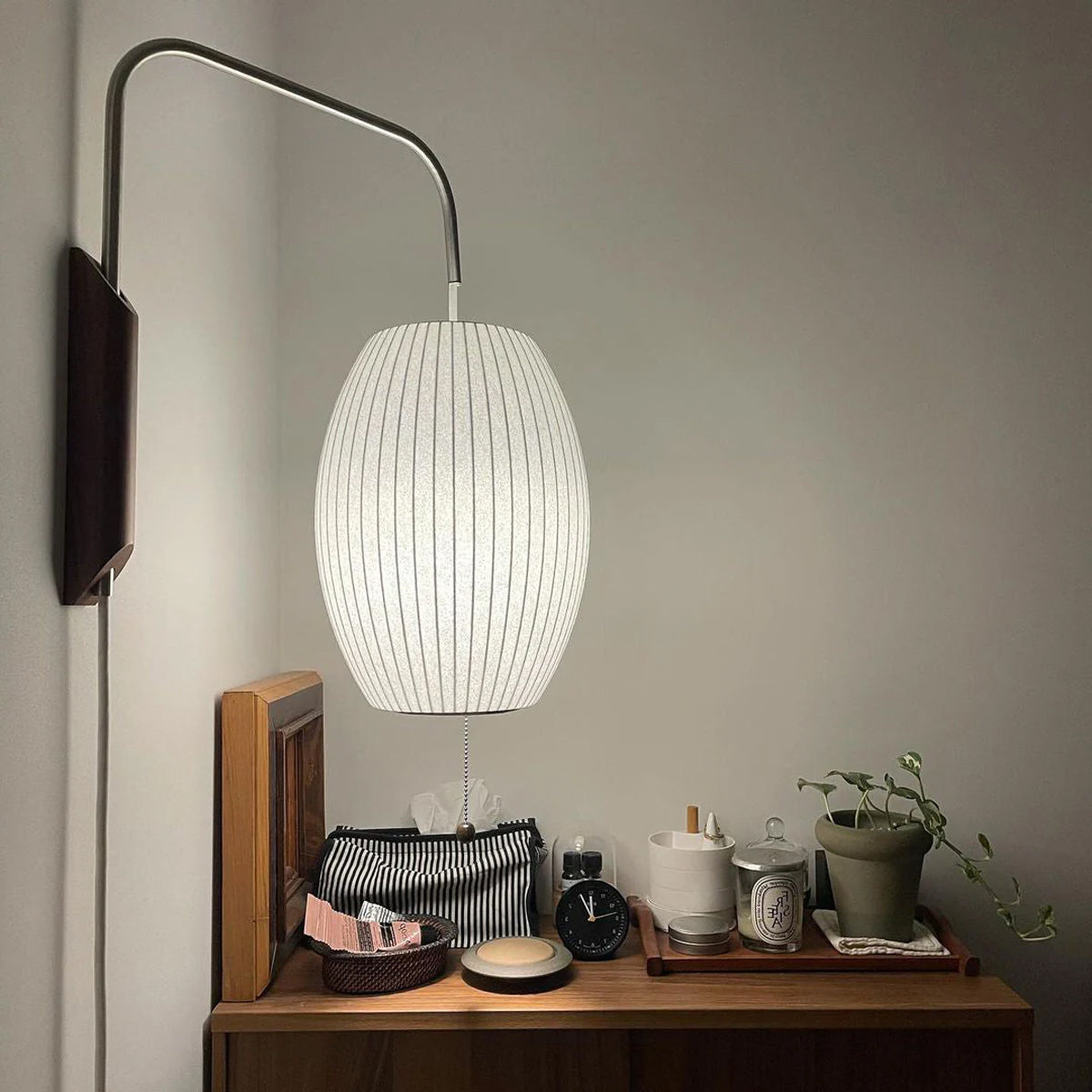 Nelson Wall Sconce | Mid-Century Modern Wall Light | Walnut & Metal Fixture | E26/E27 Ambient Indoor Lighting