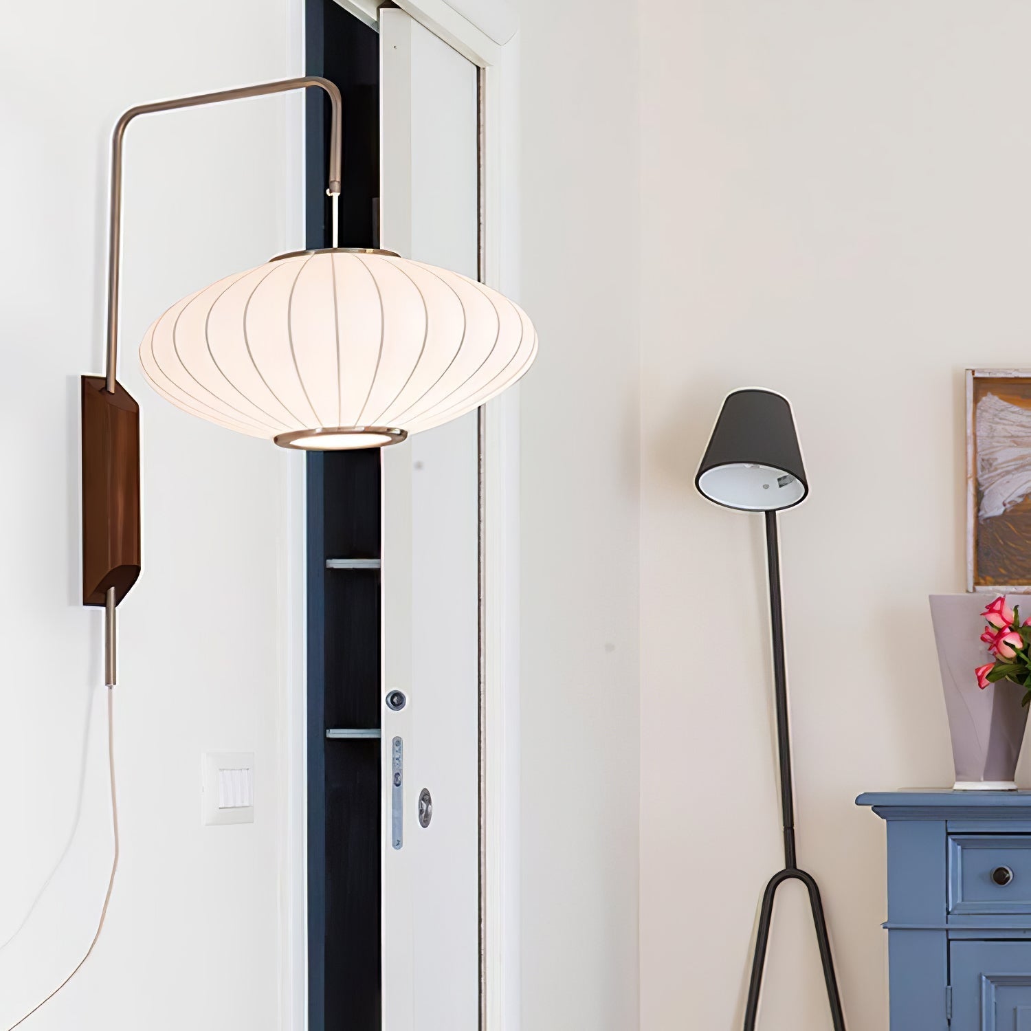 Nelson Wall Sconce | Mid-Century Modern Wall Light | Walnut & Metal Fixture | E26/E27 Ambient Indoor Lighting
