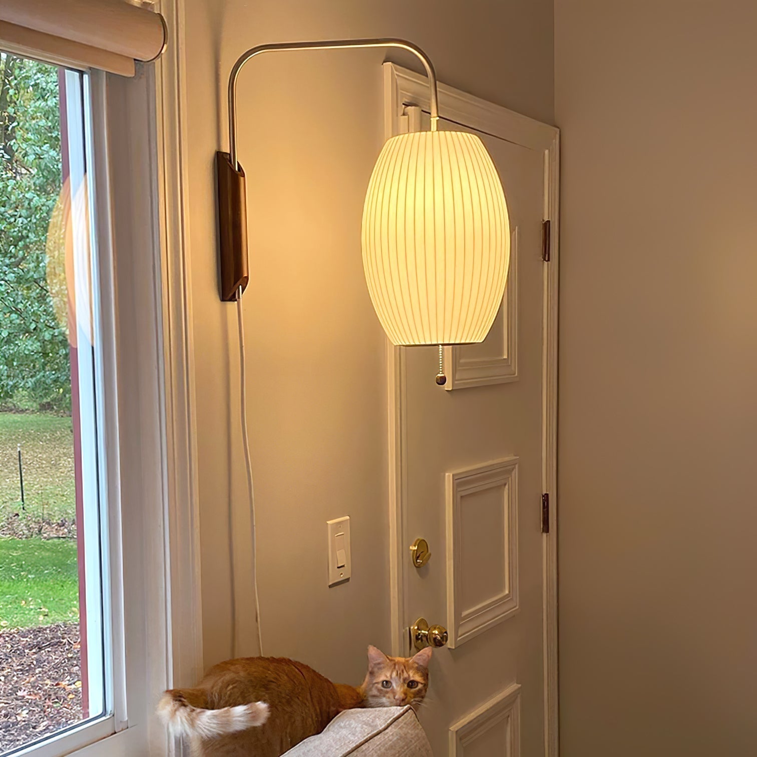 Nelson Wall Sconce | Mid-Century Modern Wall Light | Walnut & Metal Fixture | E26/E27 Ambient Indoor Lighting