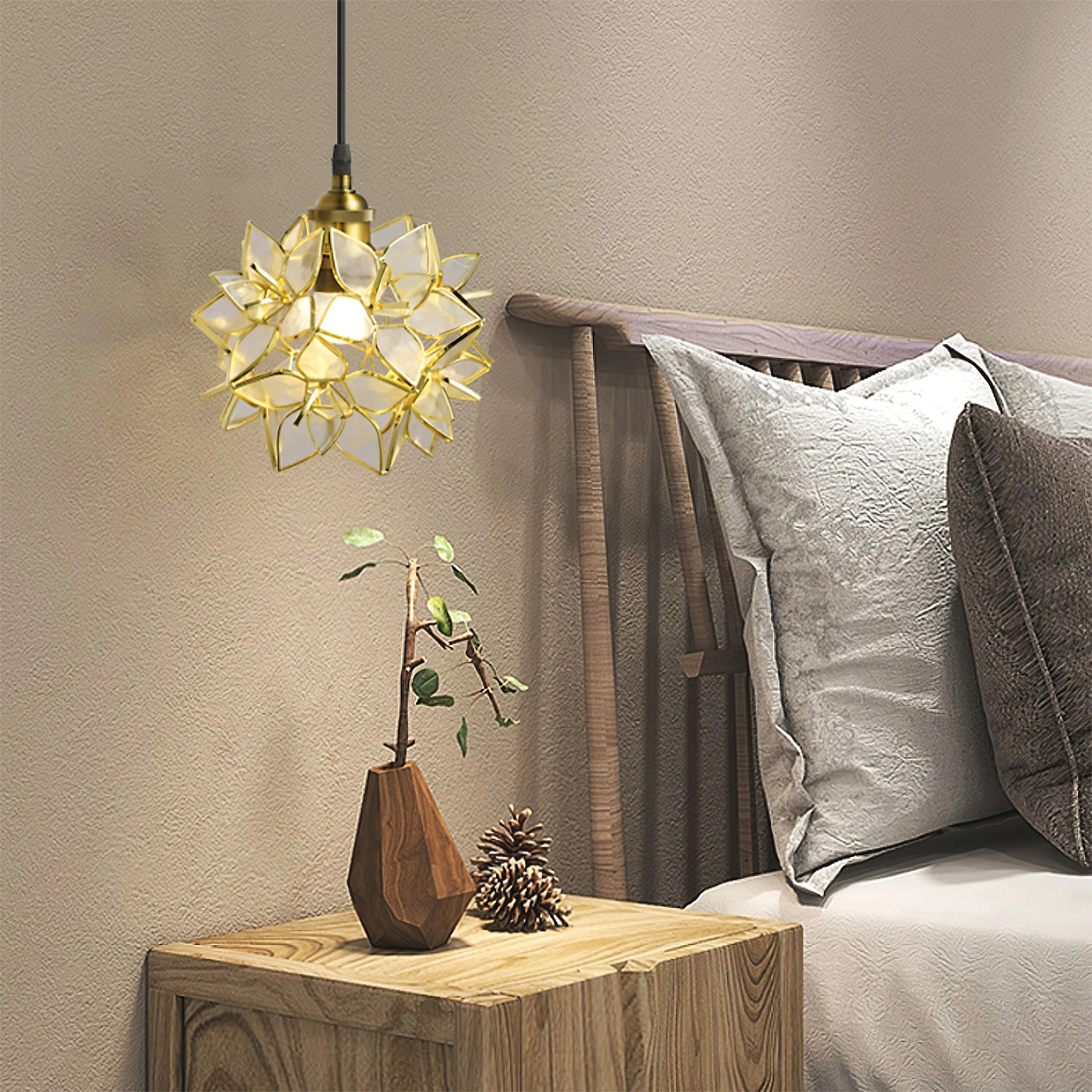 Capiz Pendant Lamp | Handcrafted Brass & Glass Ceiling Light | E26/E27 LED or Edison Bulb | Adjustable Hanging Height | Modern & Classic Interior