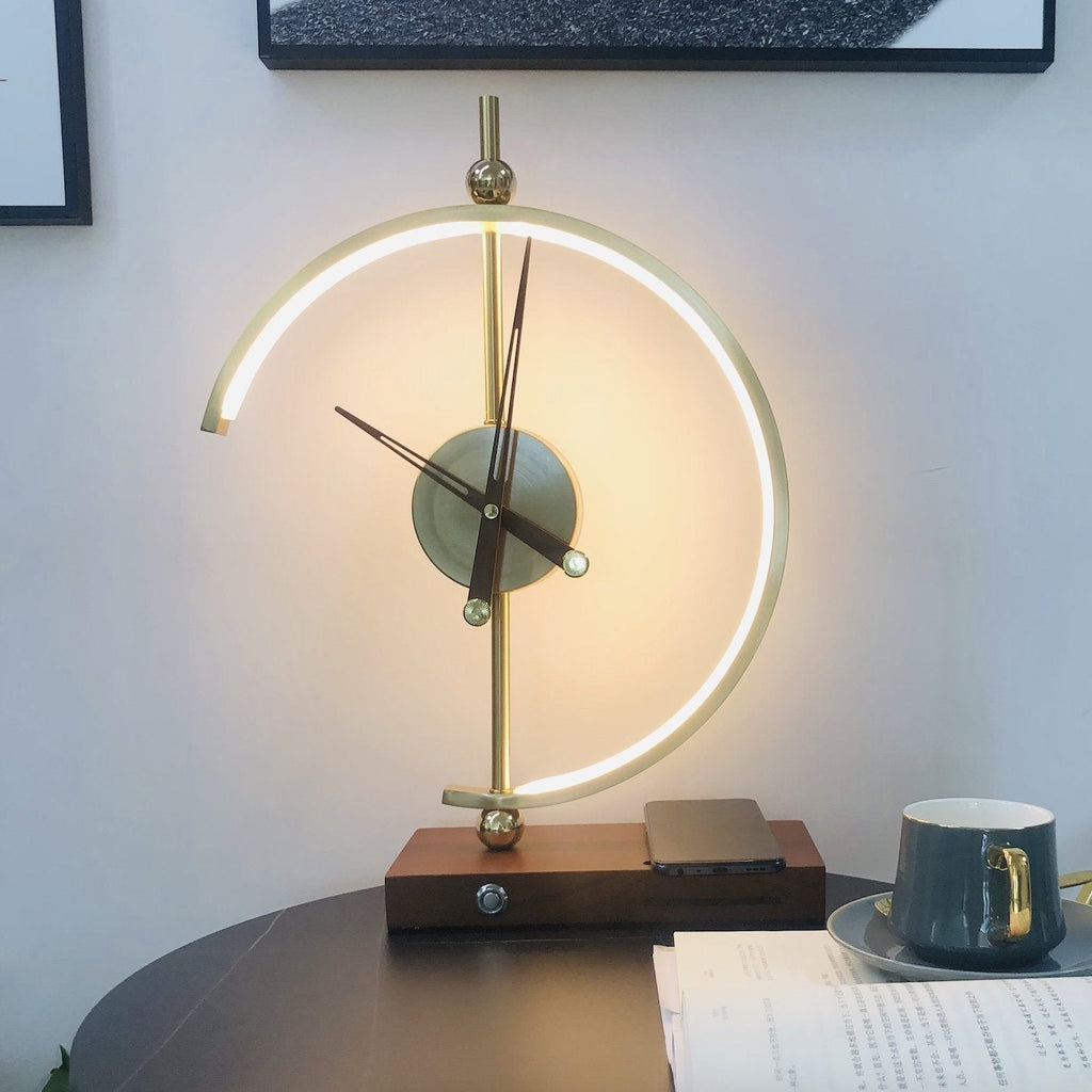 NagoyaLight™ | Luxe Lamp Clock and Charger