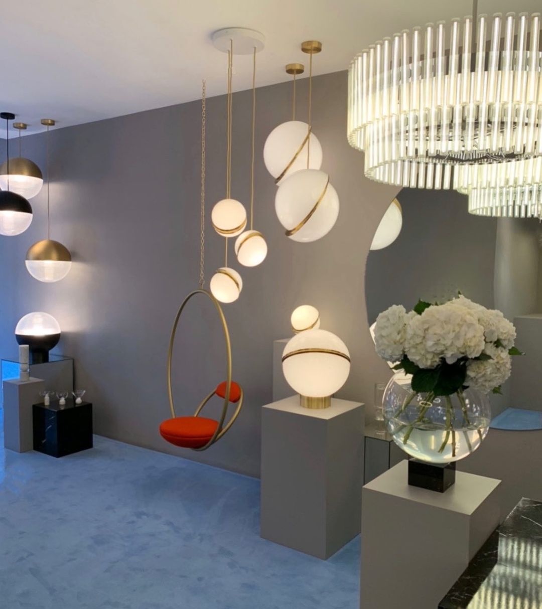 Crescent Moon Pendant Lamp