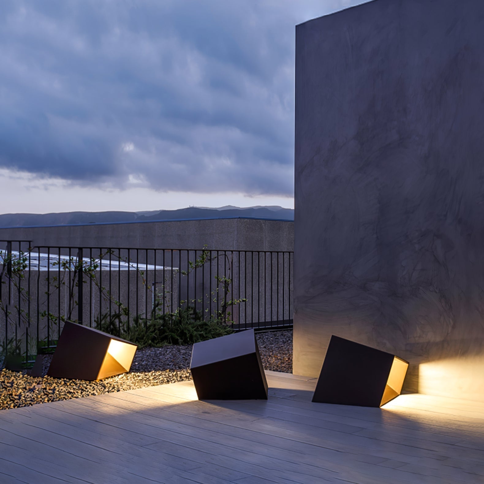 Cube Garden Solar Outdoor Light Compact Design | Integrated LED | Stainless Steel | IP65 Waterproof Patio & Lawn Lighting