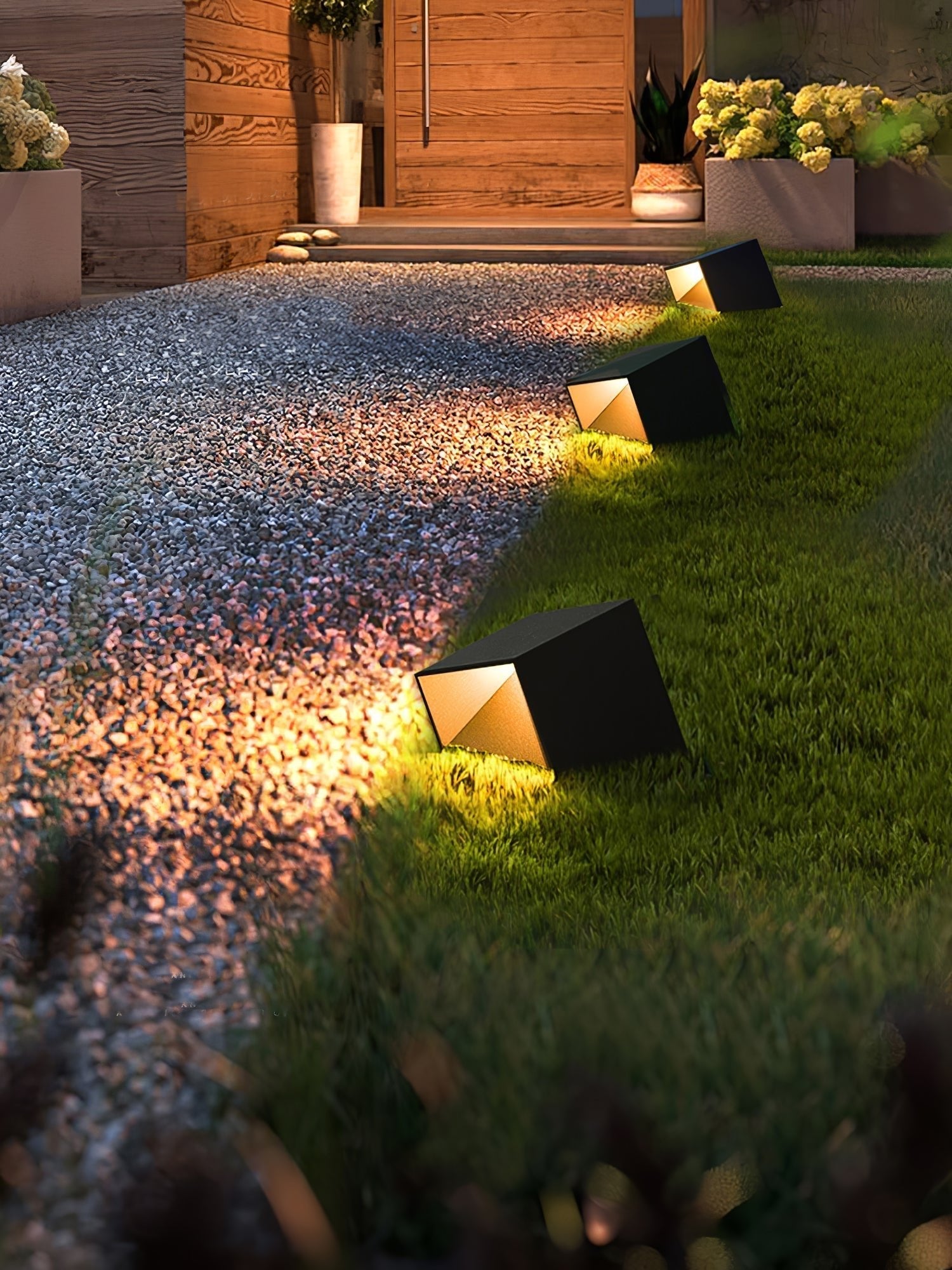 Cube Garden Solar Outdoor Light Compact Design | Integrated LED | Stainless Steel | IP65 Waterproof Patio & Lawn Lighting