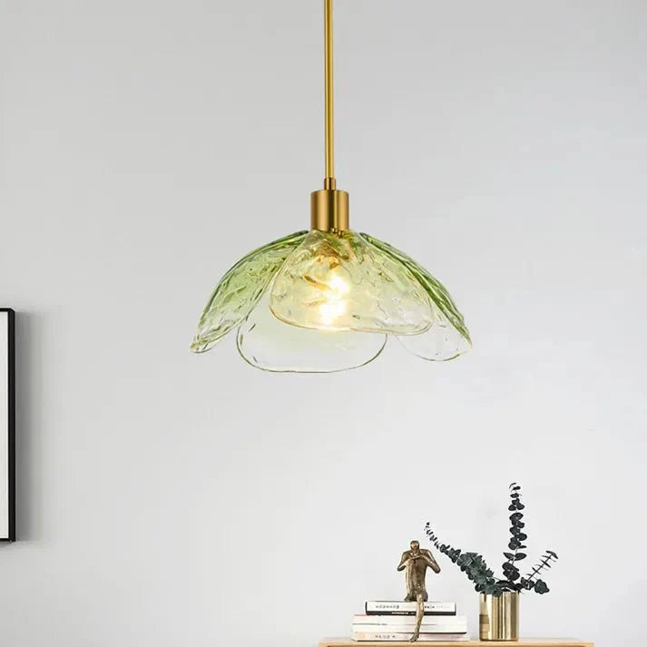 Creative Flower Petal Bedside Lamp