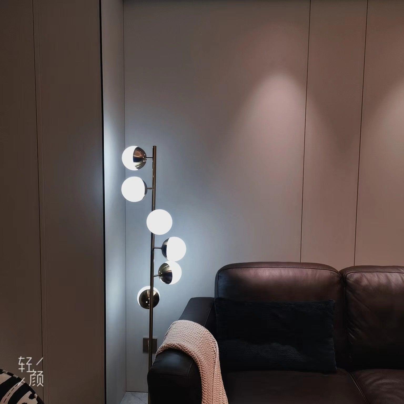 Doppler LED Floor Lamp