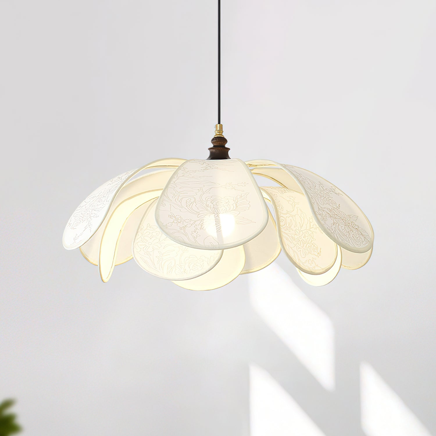 Floral Pendant Lamp Modern Fabric & Wood Ceiling Light | Soft Ambient Glow | E26 E27 Socket | Living Room & Dining Lighting