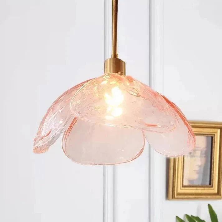 Creative Flower Petal Bedside Lamp