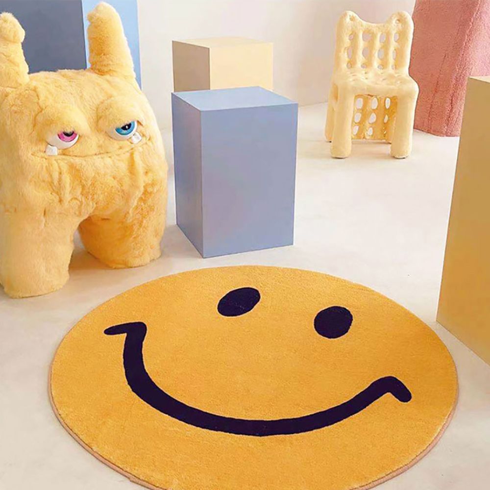 Milo Mood | Round Rug with Smiley Motif Made of Soft Fleece