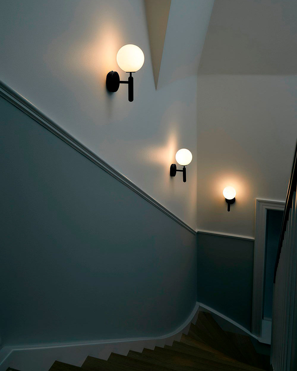 Scandinavian Brass Glass Wall Lamp | Minimalist Luxury Wall Light | E14 LED or Edison Bulb | 34cm Height Indoor Lighting