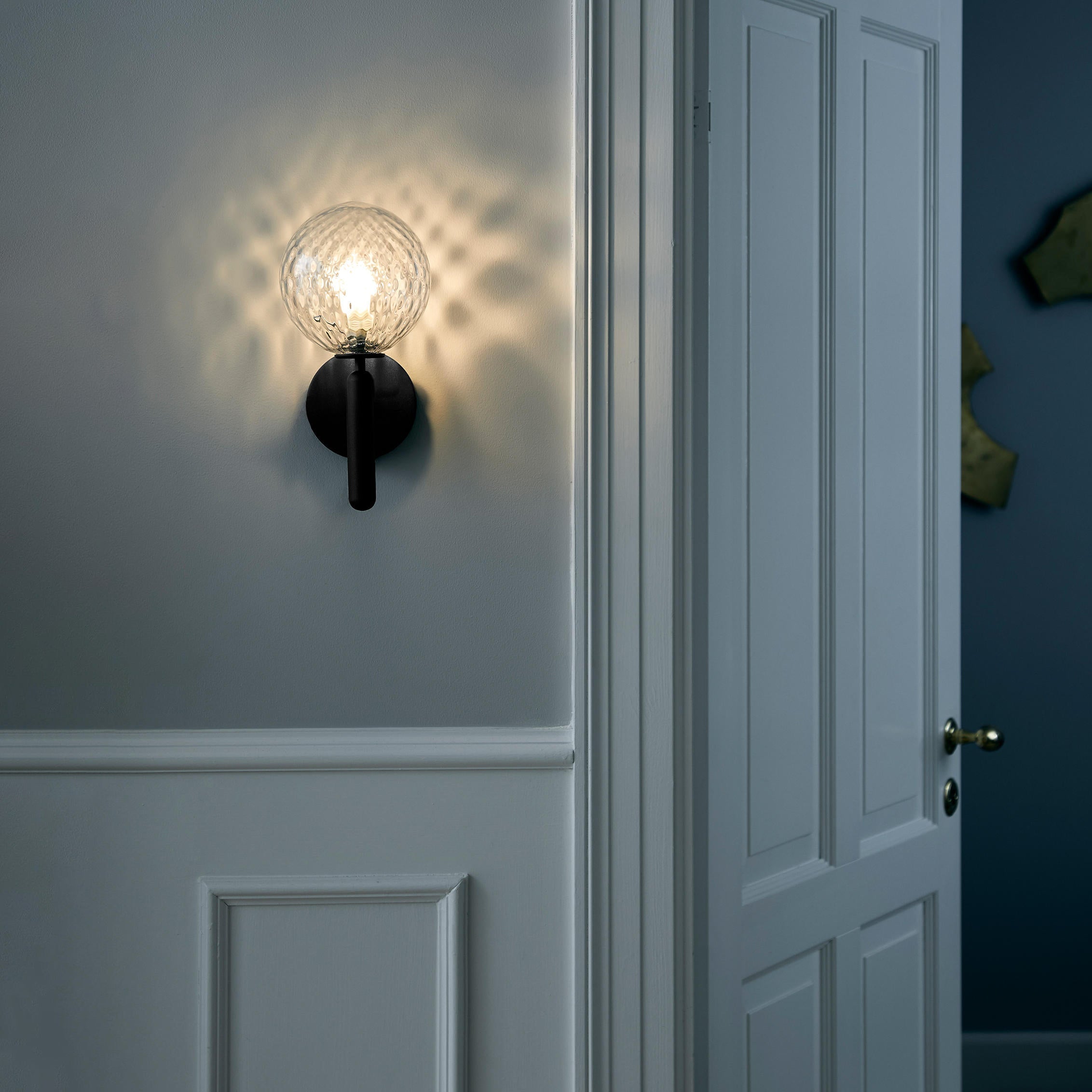 Scandinavian Brass Glass Wall Lamp | Minimalist Luxury Wall Light | E14 LED or Edison Bulb | 34cm Height Indoor Lighting