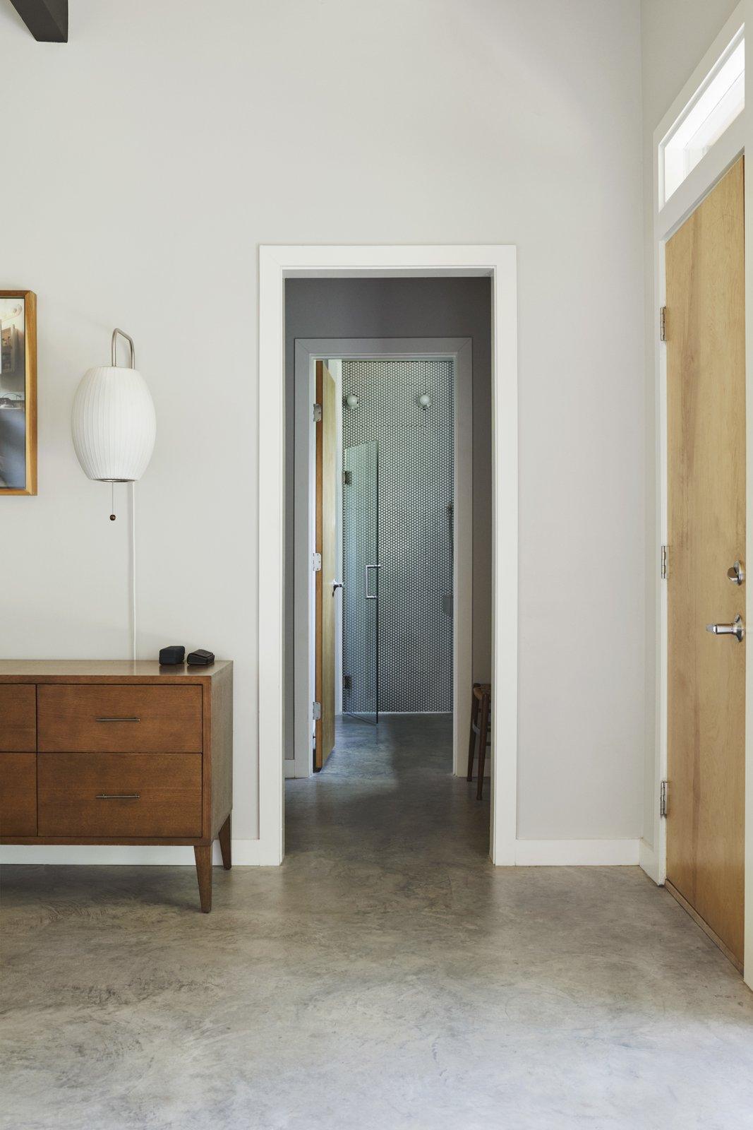Nelson Wall Sconce | Mid-Century Modern Wall Light | Walnut & Metal Fixture | E26/E27 Ambient Indoor Lighting