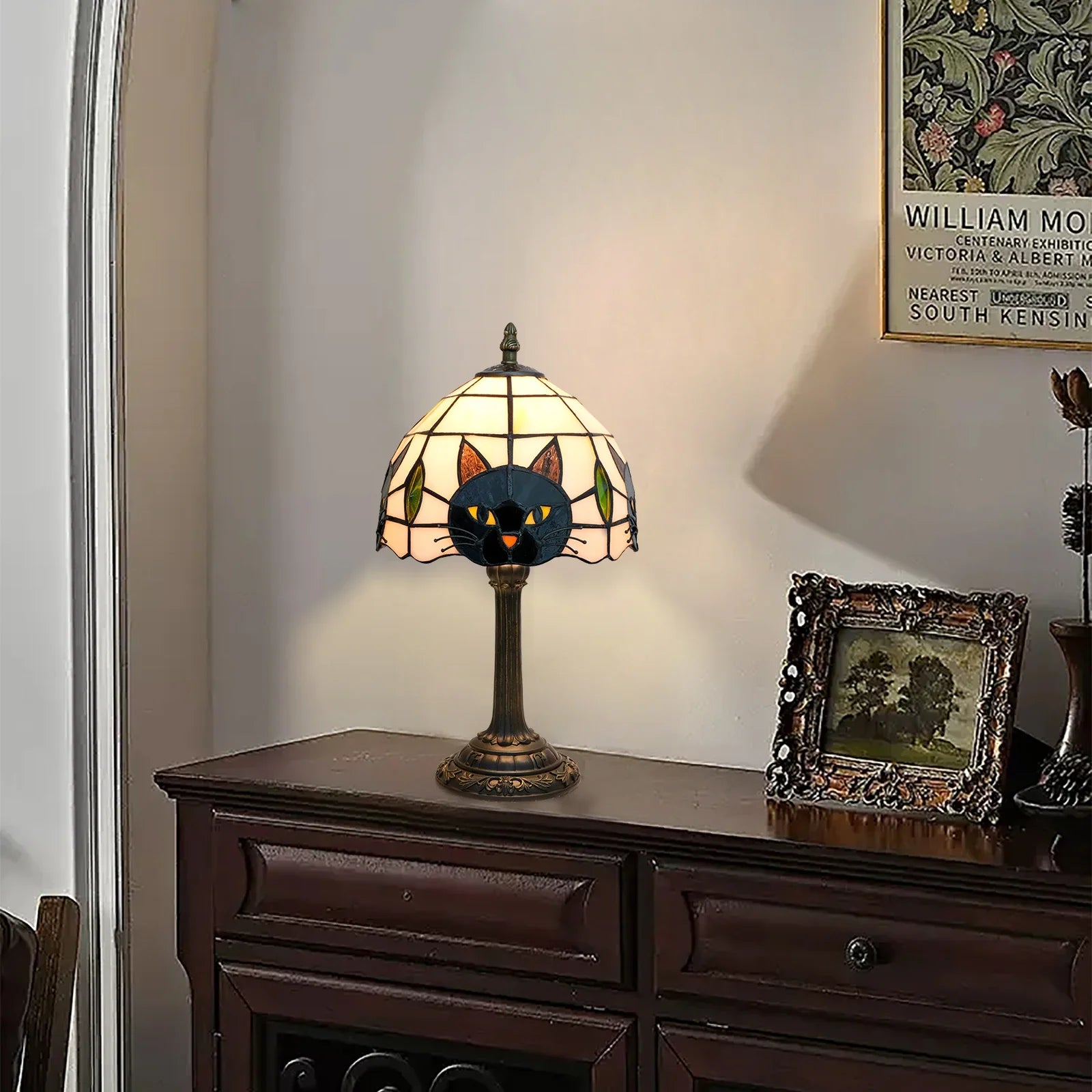 Luminia Black Cat Table Lamp | Decorative Nightstand Light for Kids Room & Bedroom | Resin Ambient Table Lamp | EU Plug