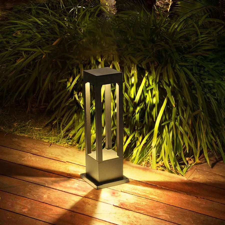 Nimbus Outdoor Pathway Lamp