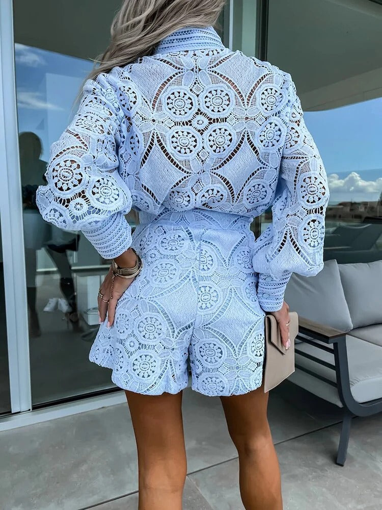 Two-Piece Set with Long Sleeve Blouse and High Waist Shorts for Women | Ideal for Spring and Summer