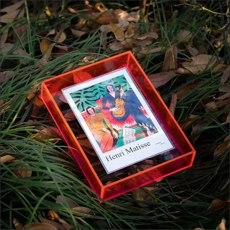 KlaraFrame Mini | Transparent Acrylic Photo Frame with Stand