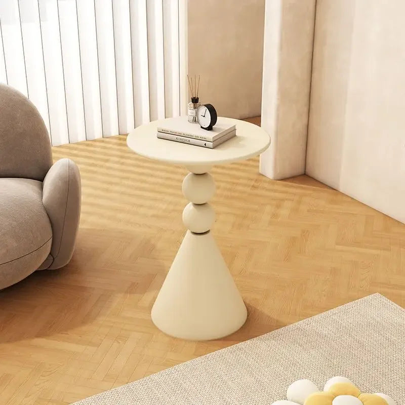 Olaria Scandinavian Side Table | Minimalist Iron Accent Table for Living Room & Bedroom | Compact Modern Coffee & End Table | D40 × H61 cm