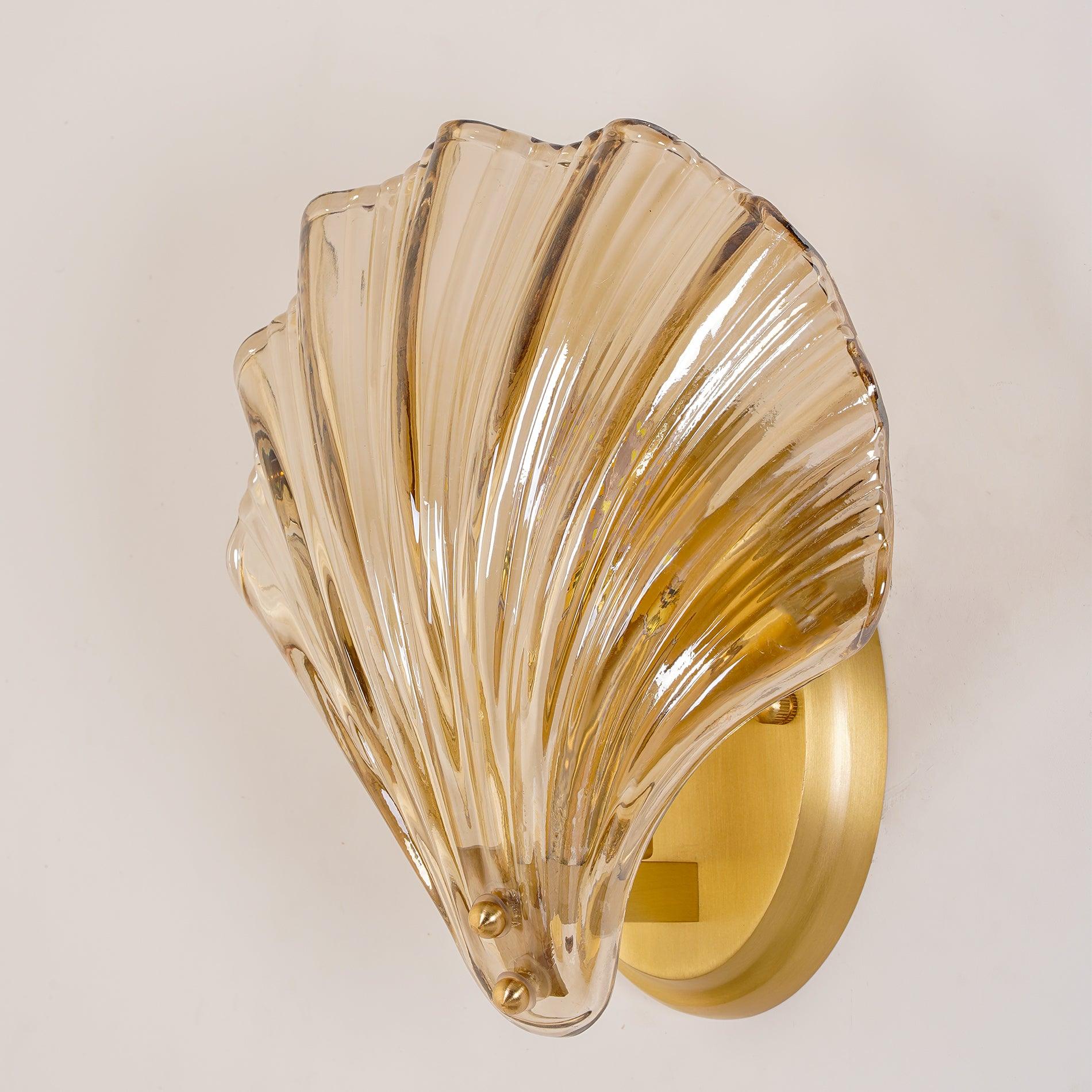 Coastal Shell Wall Light for Bedroom & Living Room | Brass Glass Nautical Wall Lamp | E14 LED or Edison Bulb | 20cm