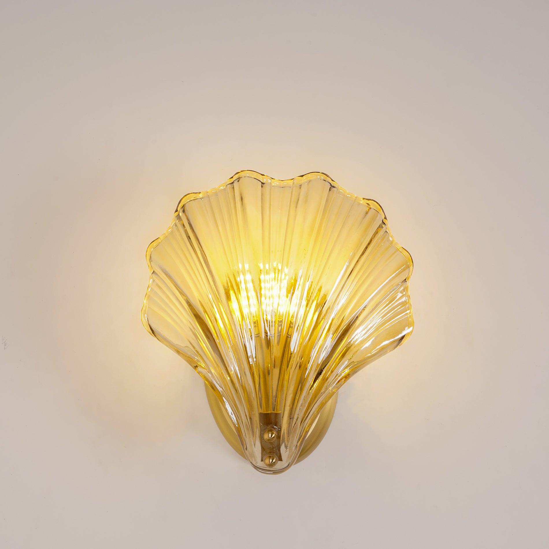 Coastal Shell Wall Light for Bedroom & Living Room | Brass Glass Nautical Wall Lamp | E14 LED or Edison Bulb | 20cm