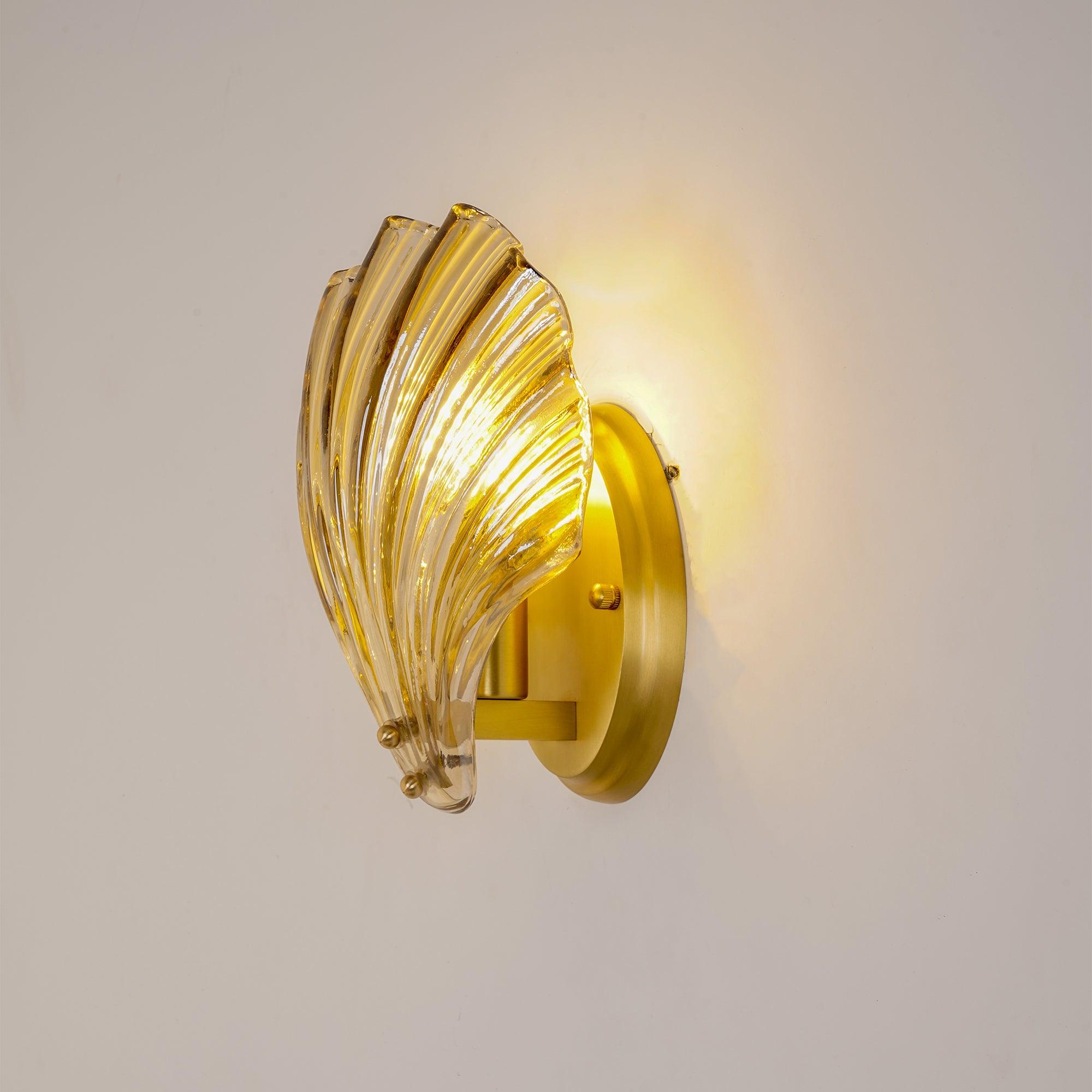 Coastal Shell Wall Light for Bedroom & Living Room | Brass Glass Nautical Wall Lamp | E14 LED or Edison Bulb | 20cm