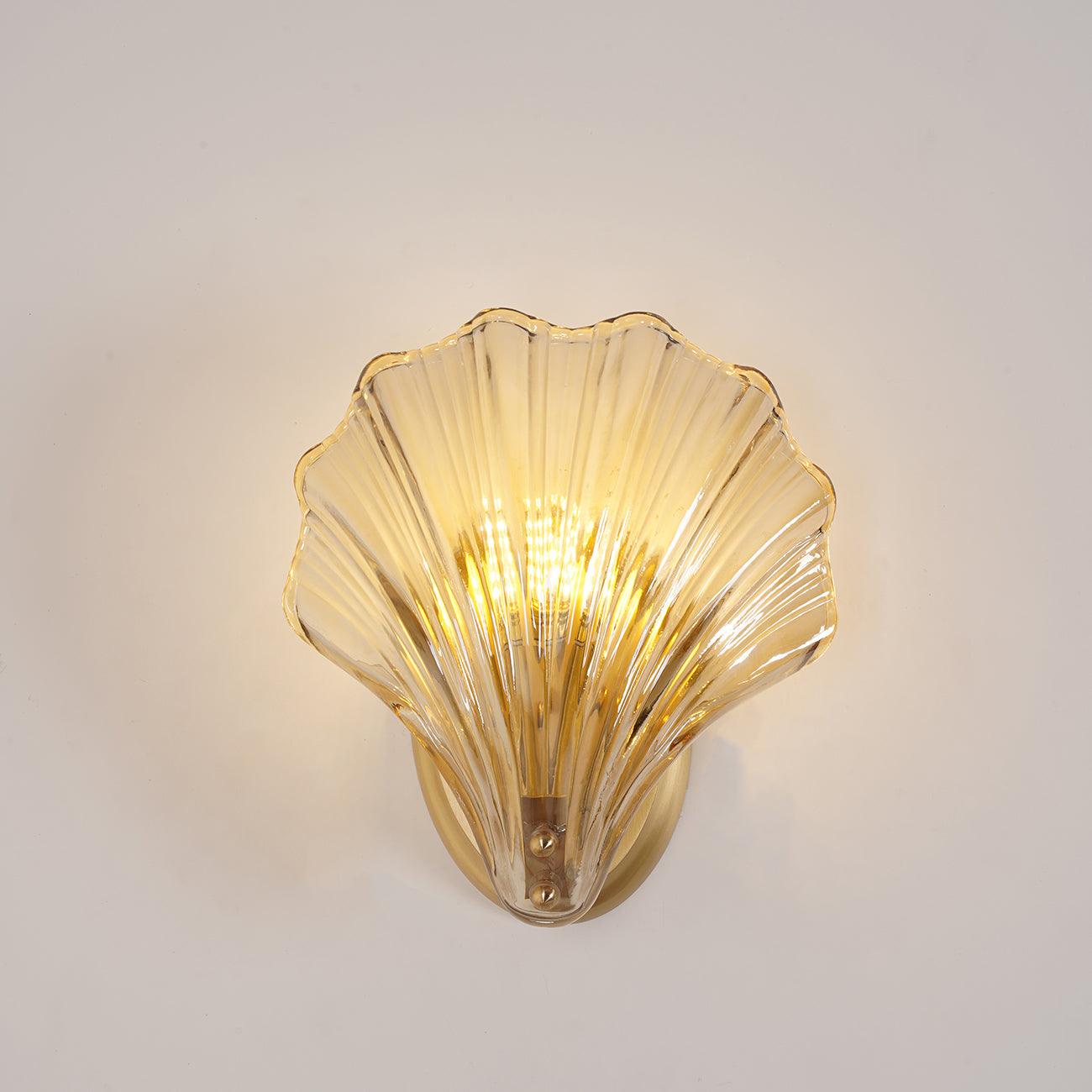 Coastal Shell Wall Light for Bedroom & Living Room | Brass Glass Nautical Wall Lamp | E14 LED or Edison Bulb | 20cm