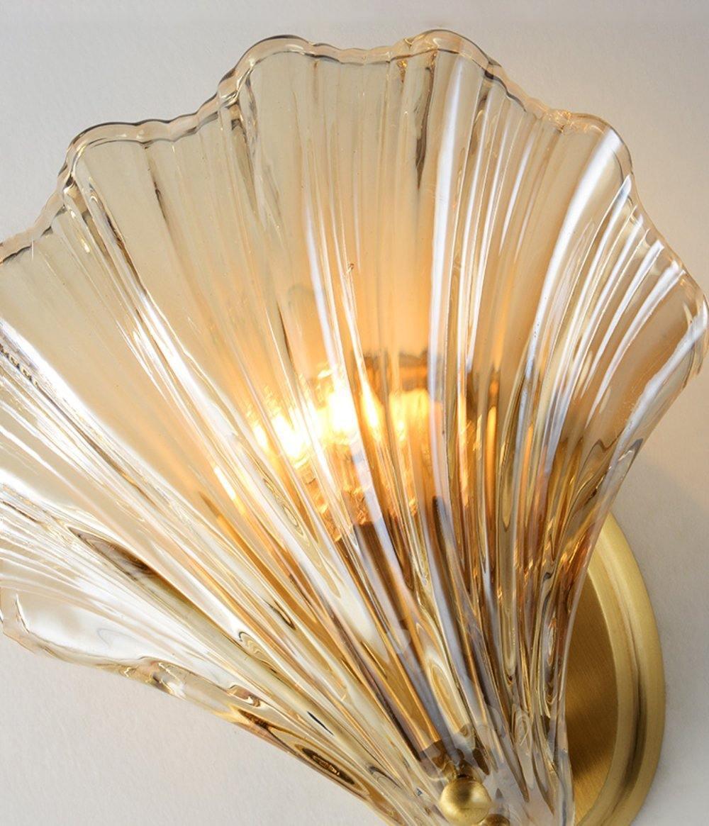 Coastal Shell Wall Light for Bedroom & Living Room | Brass Glass Nautical Wall Lamp | E14 LED or Edison Bulb | 20cm