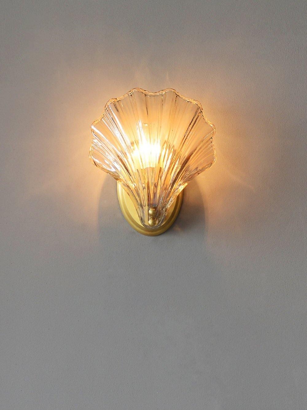 Coastal Shell Wall Light for Bedroom & Living Room | Brass Glass Nautical Wall Lamp | E14 LED or Edison Bulb | 20cm