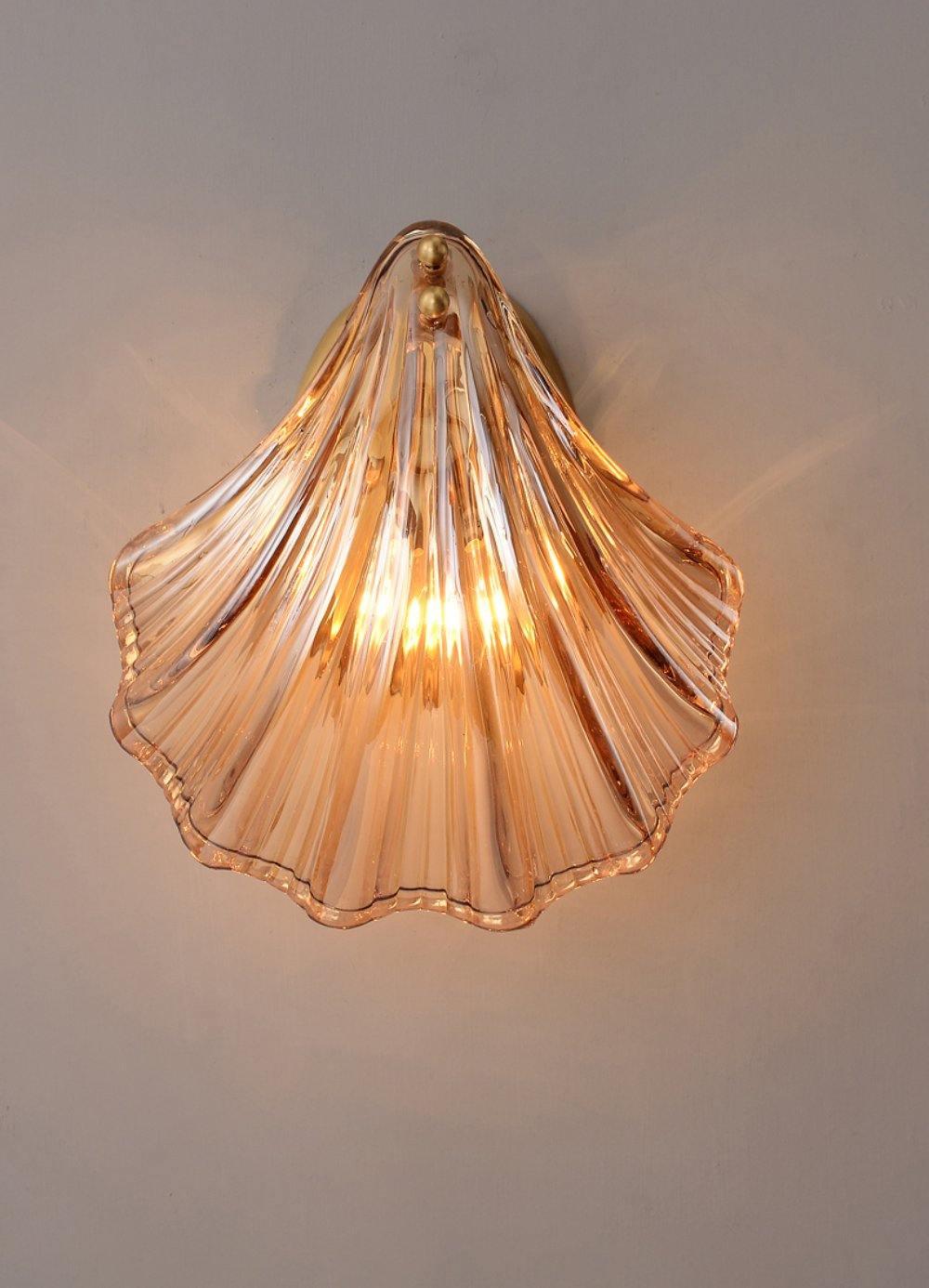 Coastal Shell Wall Light for Bedroom & Living Room | Brass Glass Nautical Wall Lamp | E14 LED or Edison Bulb | 20cm