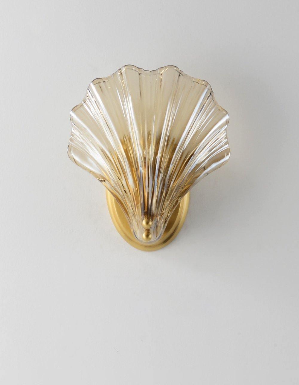 Coastal Shell Wall Light for Bedroom & Living Room | Brass Glass Nautical Wall Lamp | E14 LED or Edison Bulb | 20cm