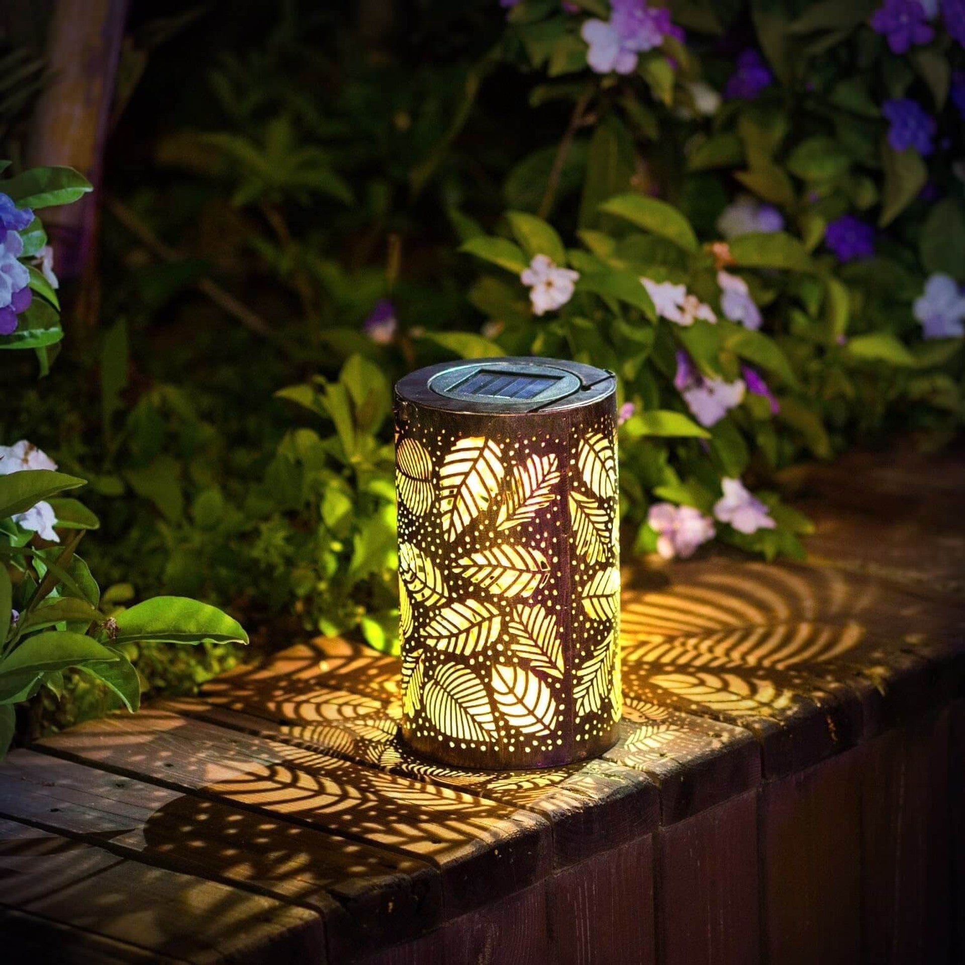 Glowing Leaf Lantern (2 pack)