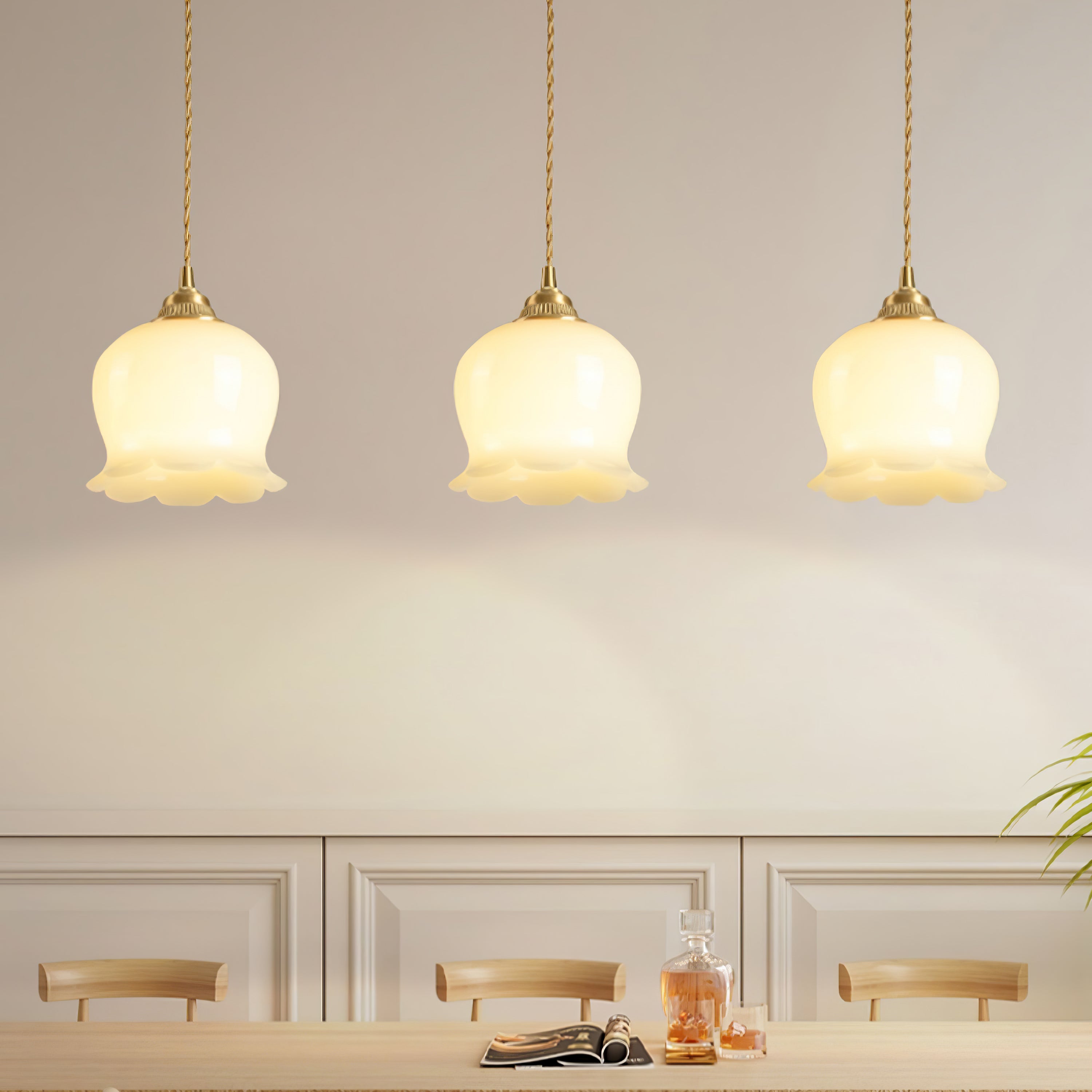 Valley Flower Pendant Lamp Floral Ceiling Light | Brass & Resin Design | E26/E27 Socket | Adjustable 150cm Hanging Cable