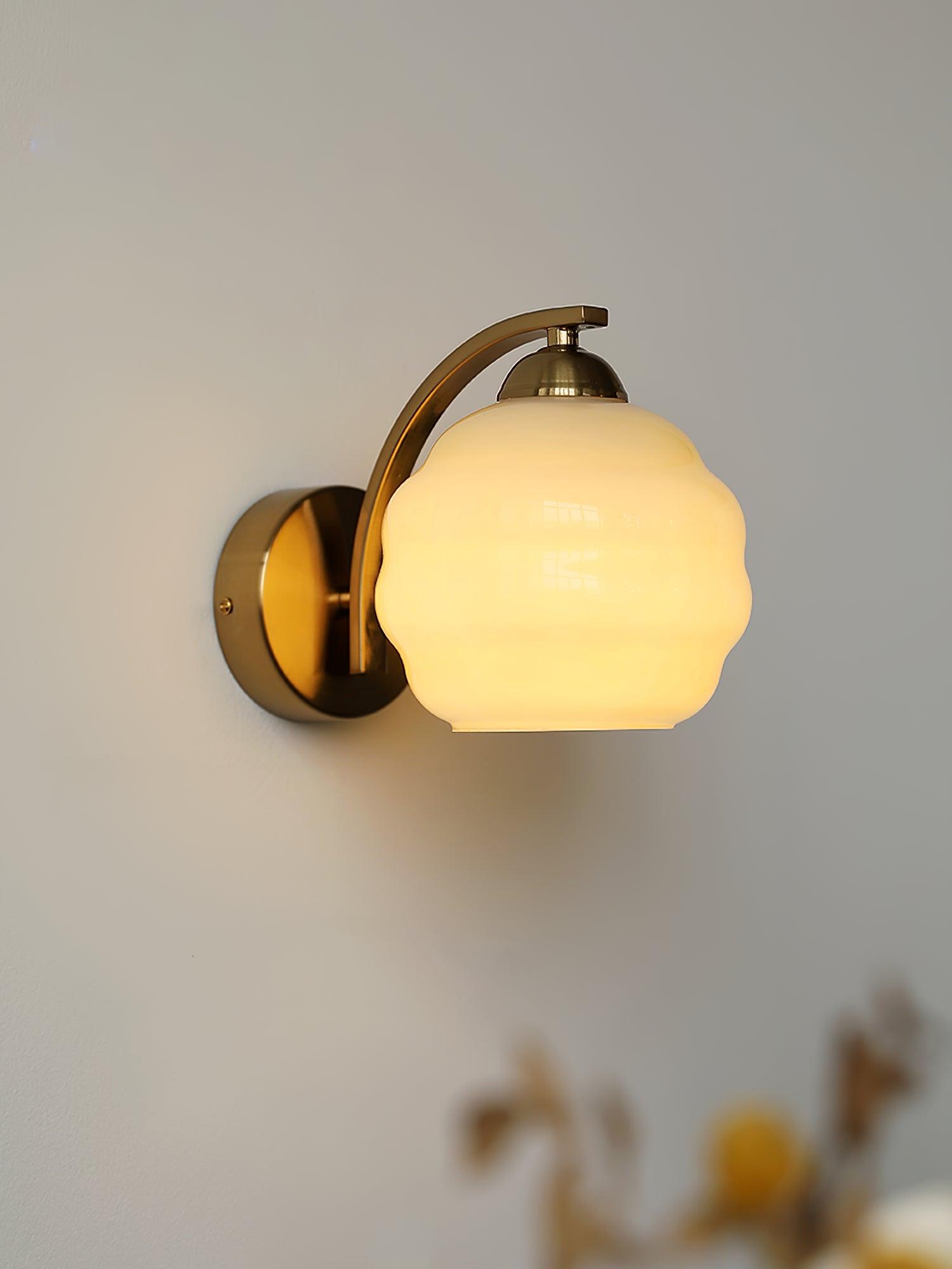 Art Deco Vintage Wall Lamp Glass Shade | Gold or Chrome Finish | E26 E27 LED Compatible | Classic Indoor Wall Lighting