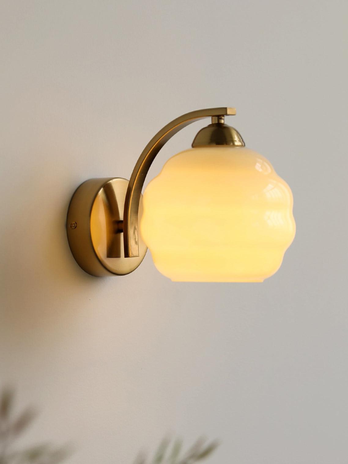 Art Deco Vintage Wall Lamp Glass Shade | Gold or Chrome Finish | E26 E27 LED Compatible | Classic Indoor Wall Lighting