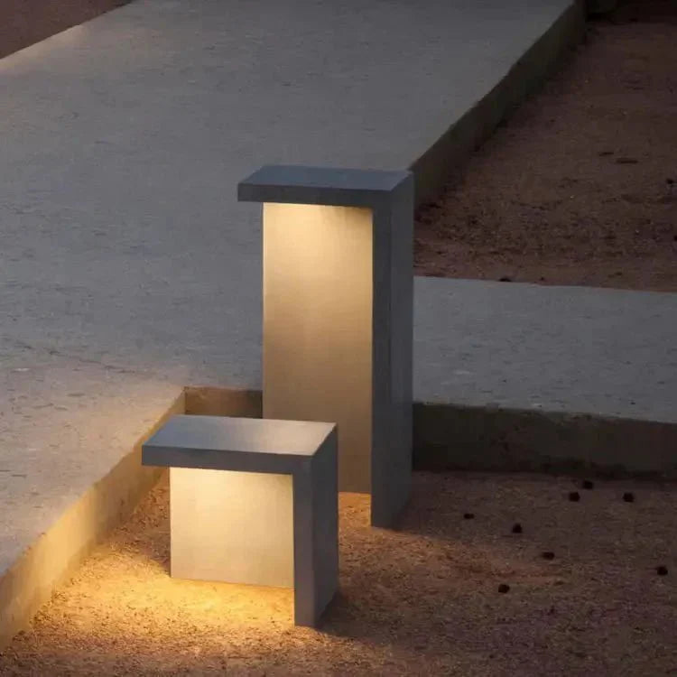 Block Lane Solar Outdoor Lamp | Minimalist LED Concrete Design | Warm White IP65 Waterproof Lighting