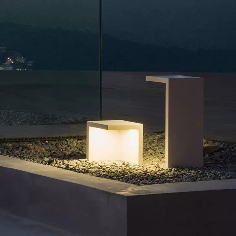 Block Lane Solar Outdoor Lamp | Minimalist LED Concrete Design | Warm White IP65 Waterproof Lighting
