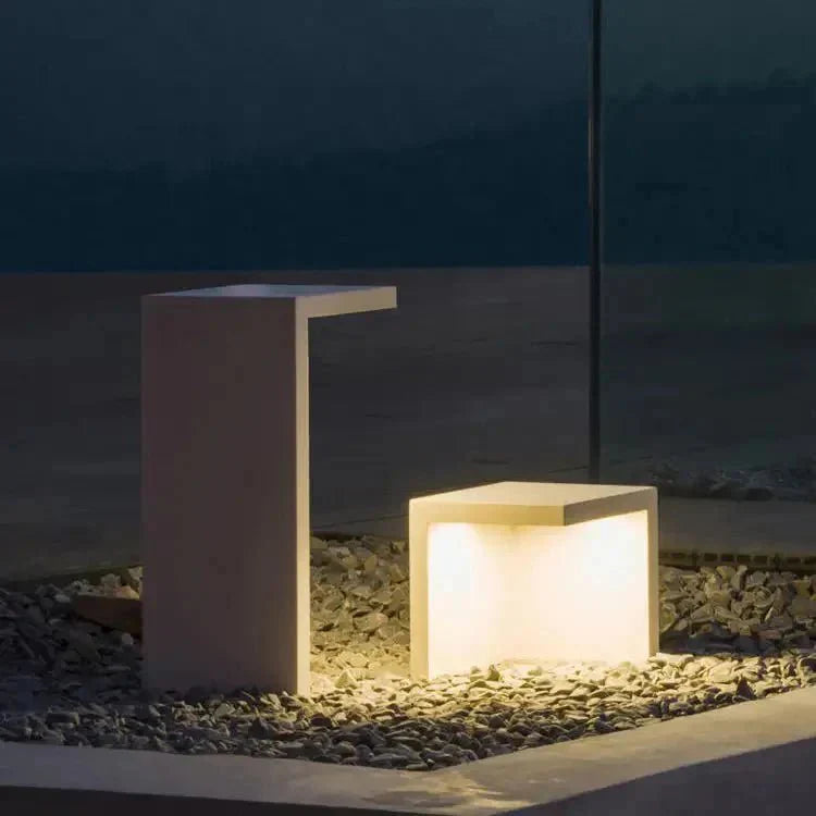 Block Lane Solar Outdoor Lamp | Minimalist LED Concrete Design | Warm White IP65 Waterproof Lighting