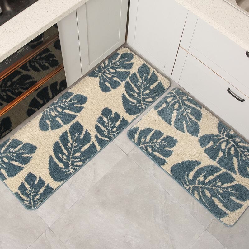 Leaves Print Anti-Slip Bathroom Rug | Soft Plush Microfiber Floor Mat for Bathroom, Kitchen & Entryway | Non-Slip Polyester Rug