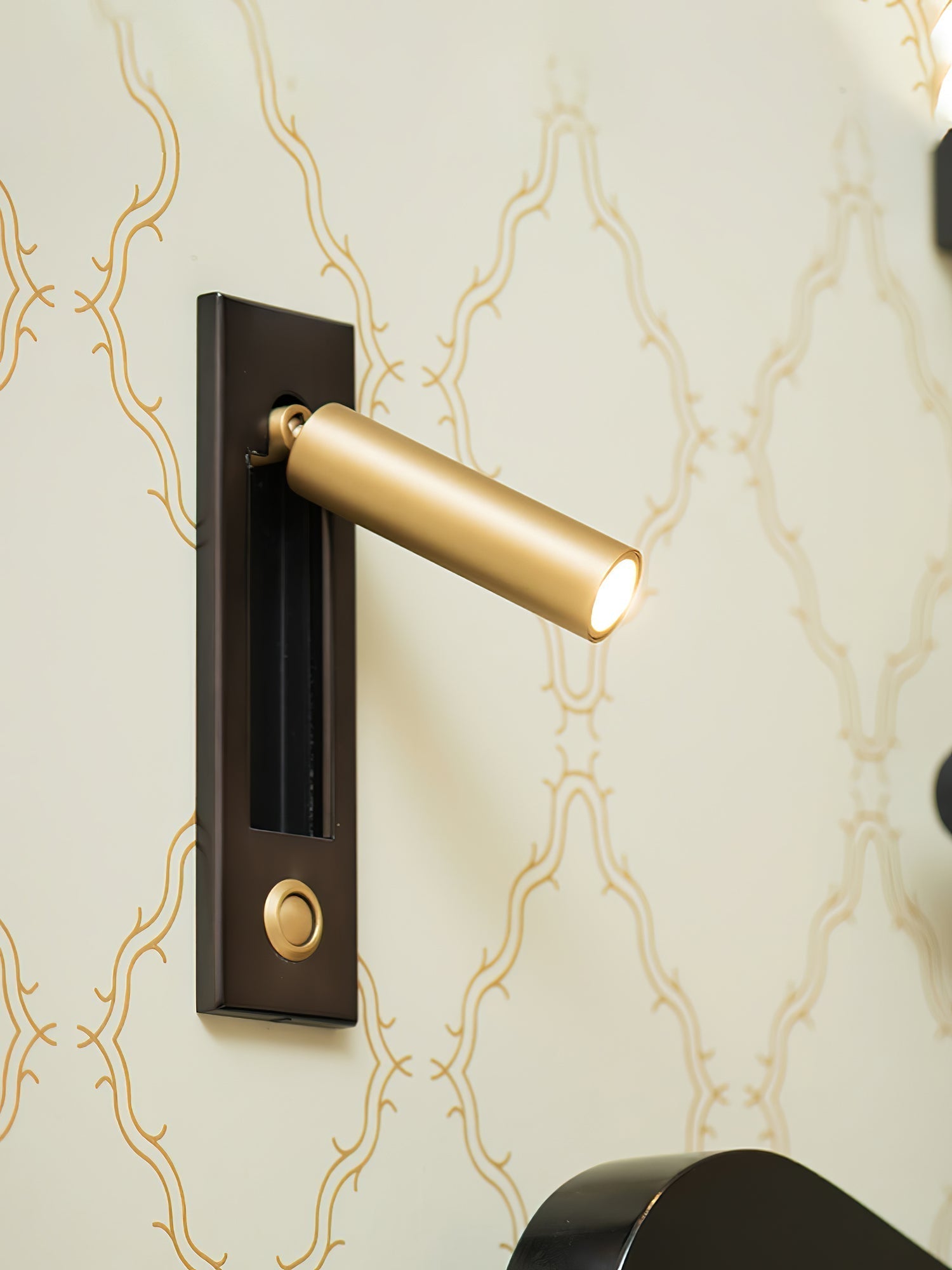 Minimalist Embedded Bedside Wall Sconce | Aluminum & Metal | Integrated 3000K LED | Adjustable Warm Light | Bedroom Accent