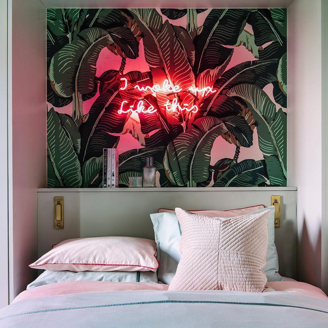Minimalist Embedded Bedside Wall Sconce | Aluminum & Metal | Integrated 3000K LED | Adjustable Warm Light | Bedroom Accent
