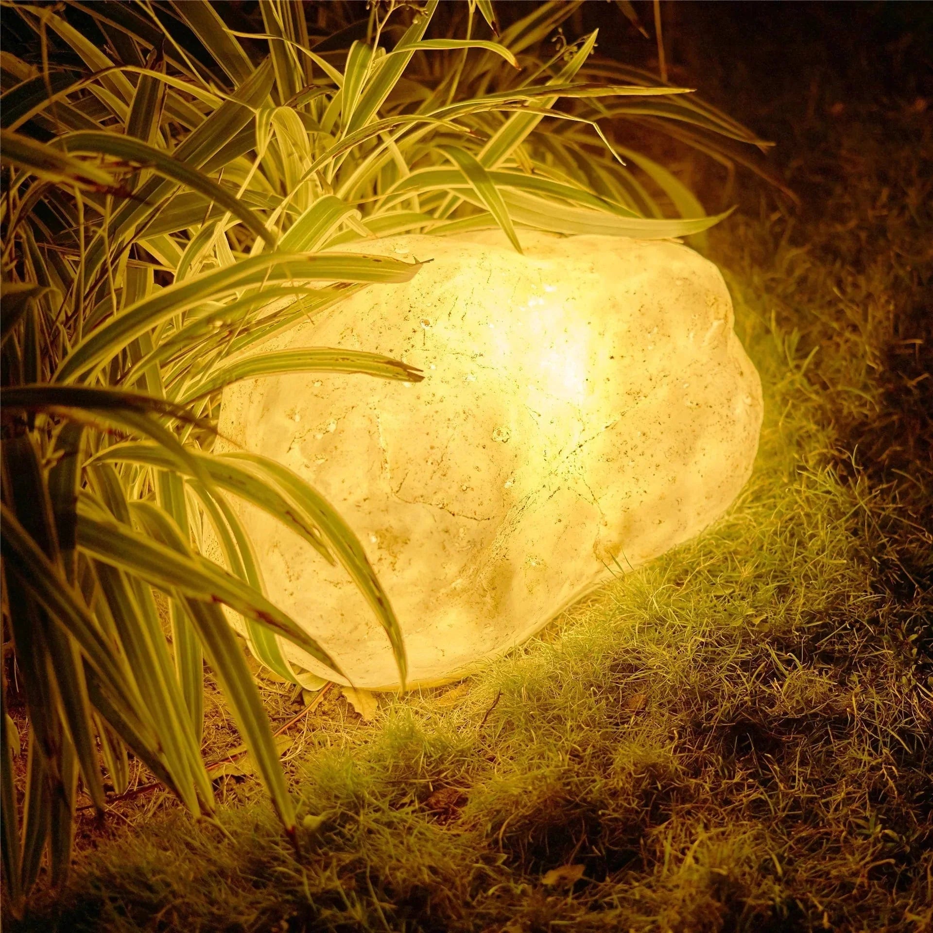 Vibrant Stone Outdoor Lamp Garden Light | Solar or Wired LED | Resin Rock Design | IP65 Waterproof E27 Pathway Lighting