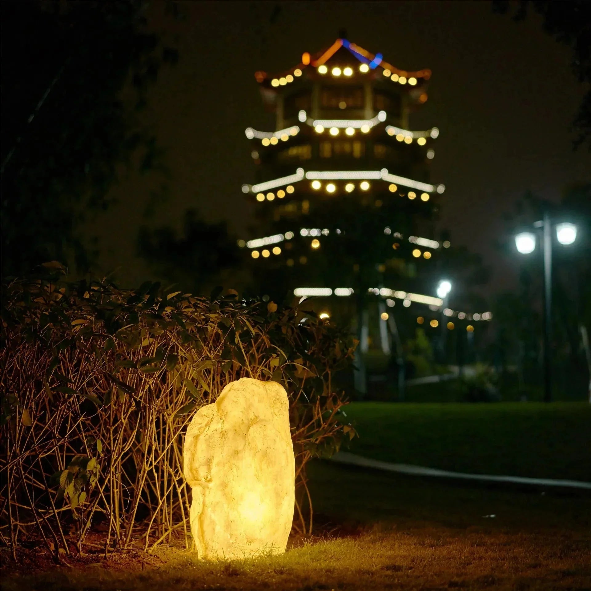Vibrant Stone Outdoor Lamp Garden Light | Solar or Wired LED | Resin Rock Design | IP65 Waterproof E27 Pathway Lighting
